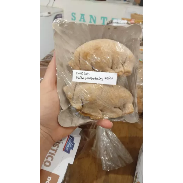 Empanadas Integrales De Pollo Y Vegetales X 2 Raices Gourmet