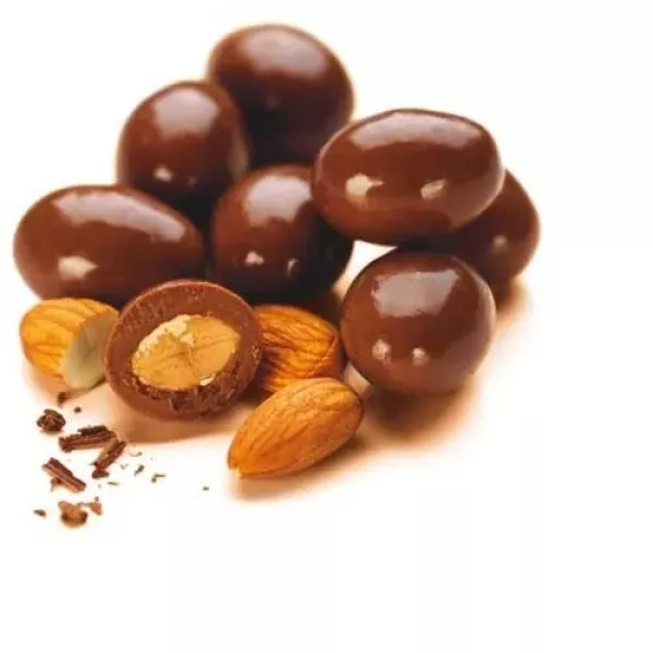 Almendras Bañadas En Chocolate Con Leche X 250 A Granel