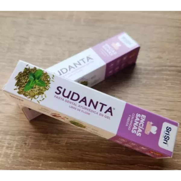Pasta De Dientes Libre De Fluor Ayurvedica En Gel Encias Sanas X 100 Grs Sudanta Sri Sri